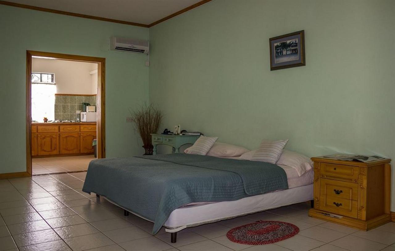 Hewanorra Gardens Hotel Vieux Fort Buitenkant foto