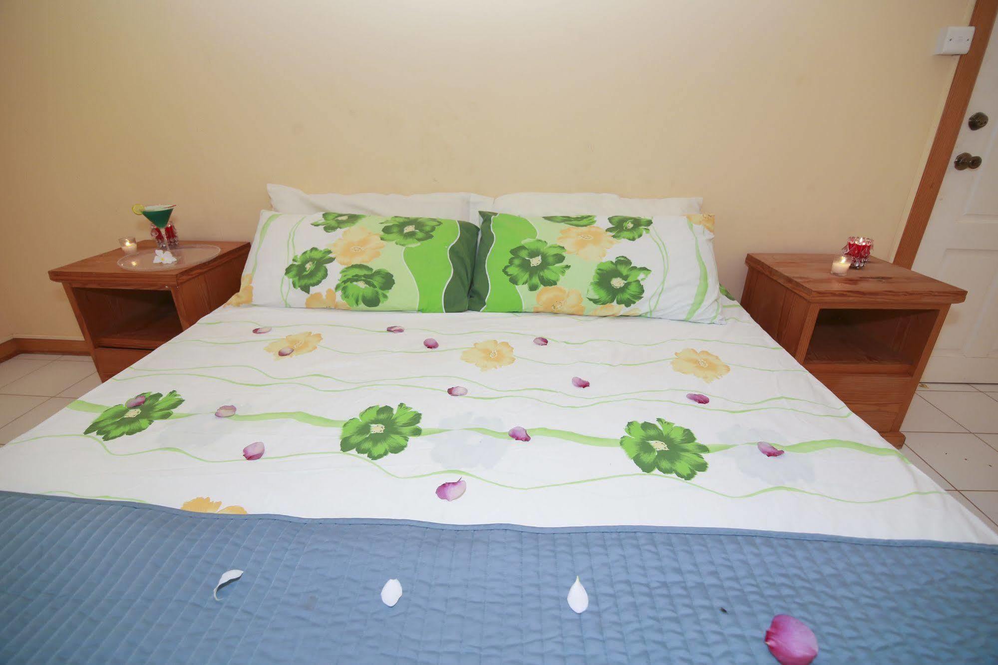 Hewanorra Gardens Hotel Vieux Fort Buitenkant foto
